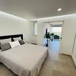 公寓 Ocean View - Amazing Sunset - Modern Style - Pool & 200m To