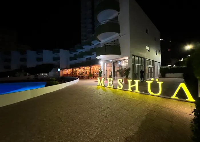 Ocean View - Amazing Sunset - Modern Style - Pool & 200m To * פורטימאו