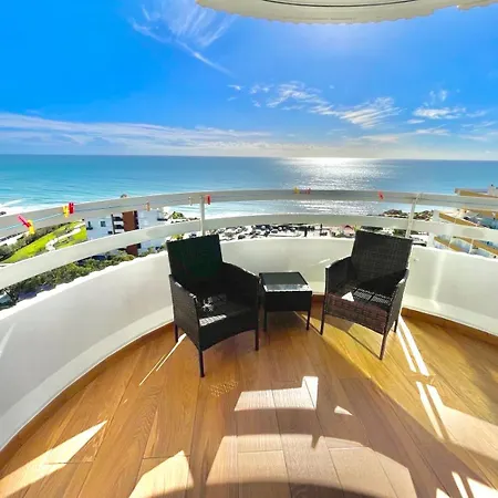 Apartament Ocean View - Amazing Sunset - Modern Style - Pool & 200m To