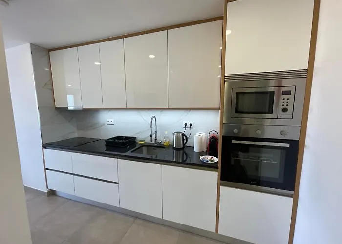 Ocean View - Amazing Sunset - Modern Style - Pool & 200m To *