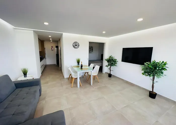 Apartament Ocean View - Amazing Sunset - Modern Style - Pool & 200m To *